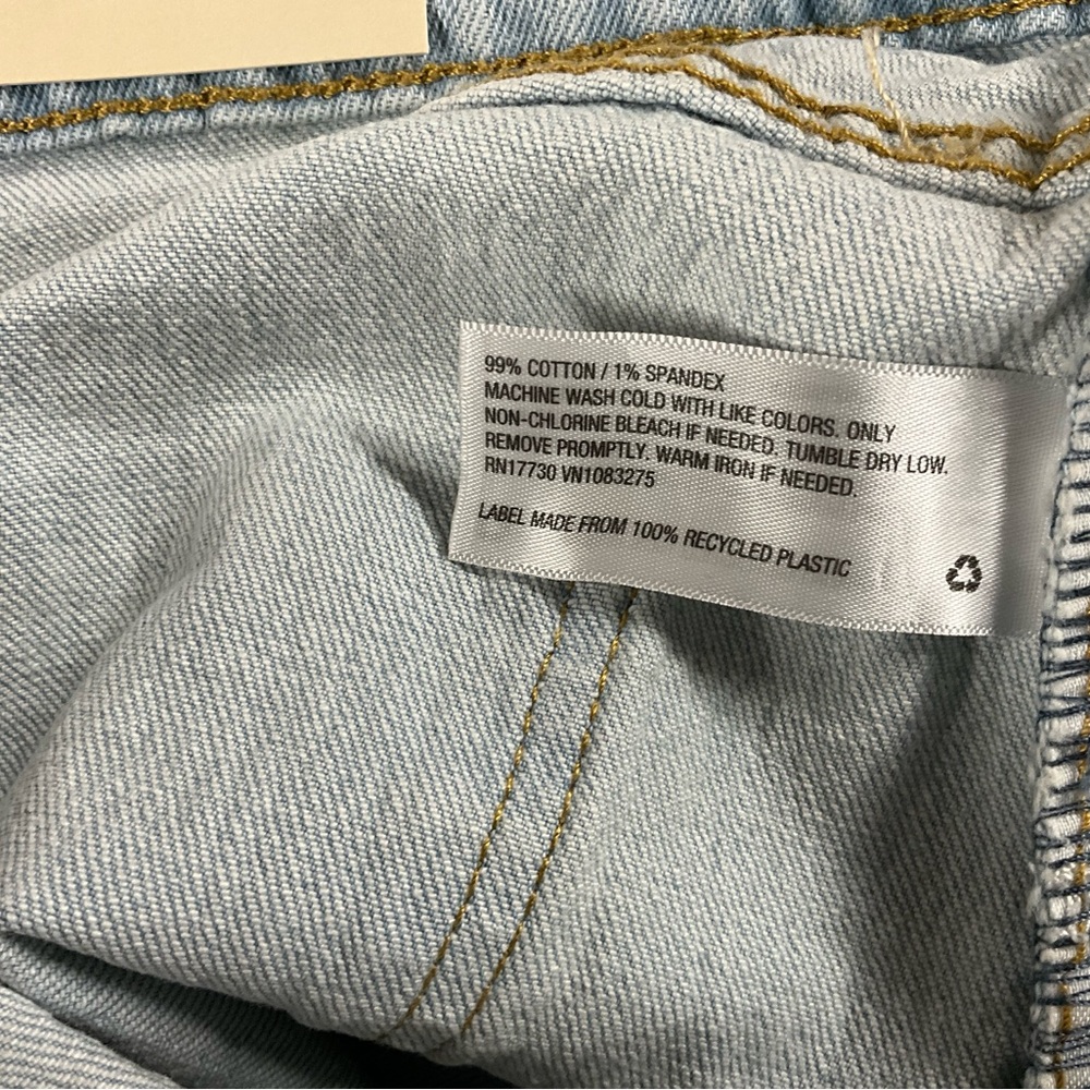 Universal Thread Light Blue Denim Jeans Distressed - Picture 12 of 16